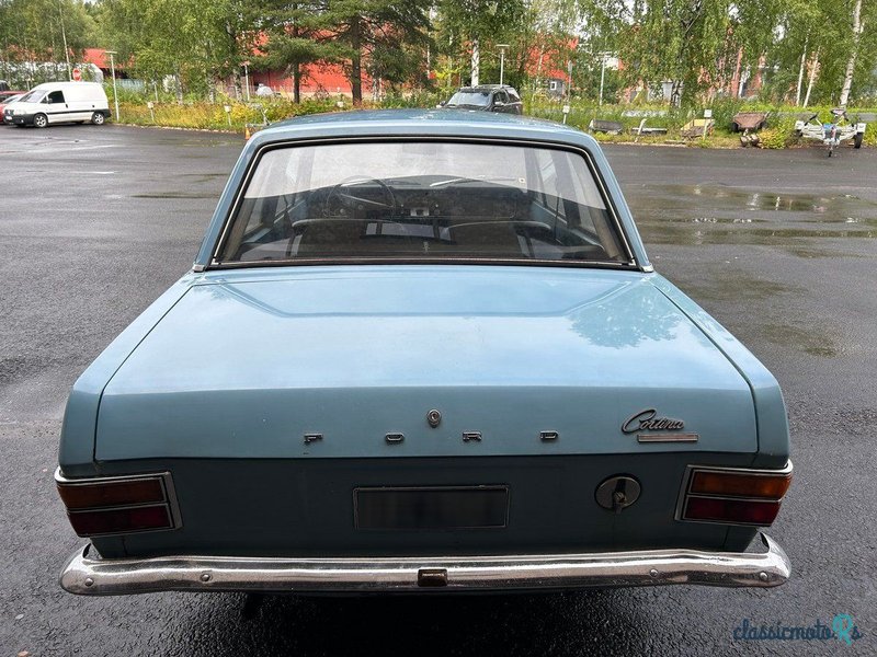 1970' Ford Cortina photo #4