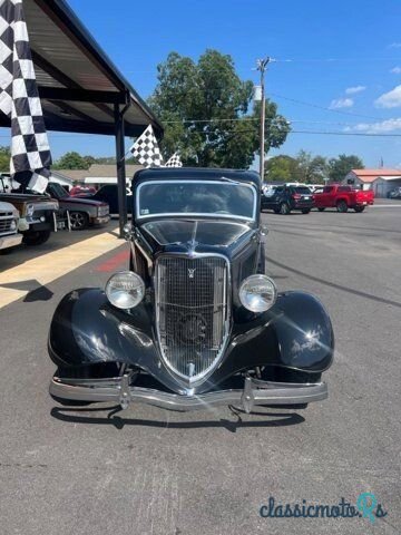 1933' Ford Custom photo #3