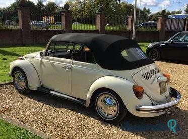 1974' Volkswagen Beetle photo #1