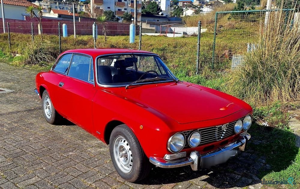 1974' Alfa Romeo 2000 Gtv photo #3