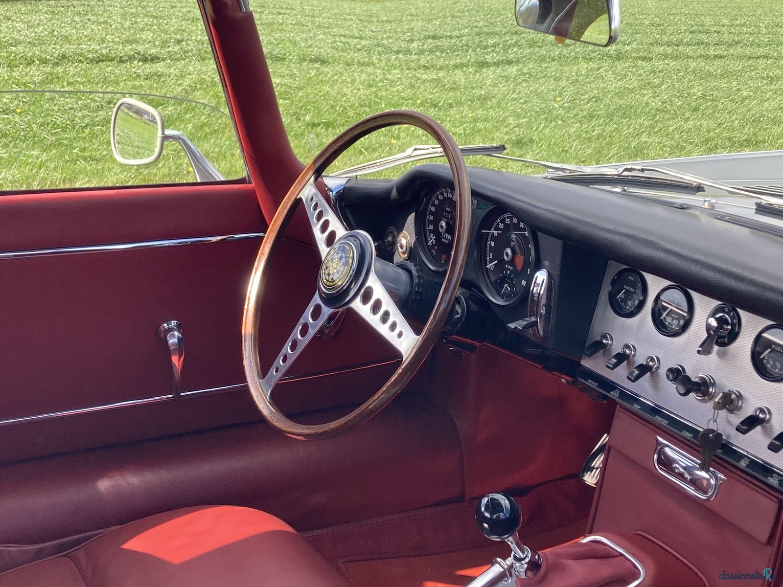 1965' Jaguar Series 1 photo #6