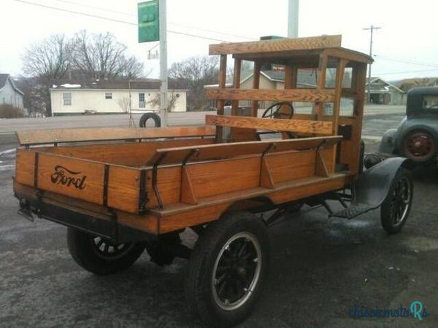 1924' Ford Model T photo #2