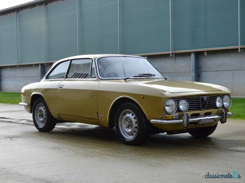 1972' Alfa Romeo 2000 photo #4