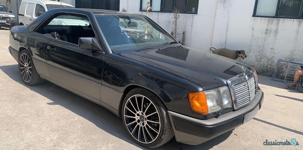 1988' Mercedes-Benz 300 Ce photo #1