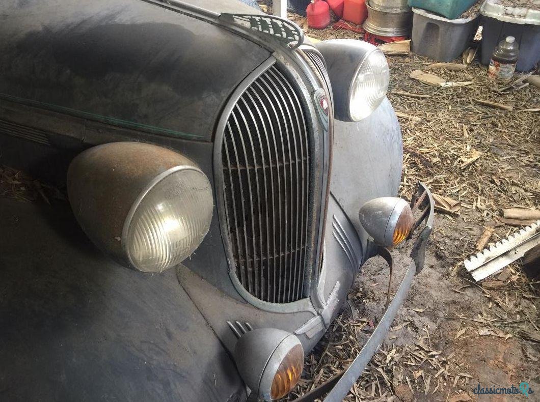 1938' Plymouth photo #2