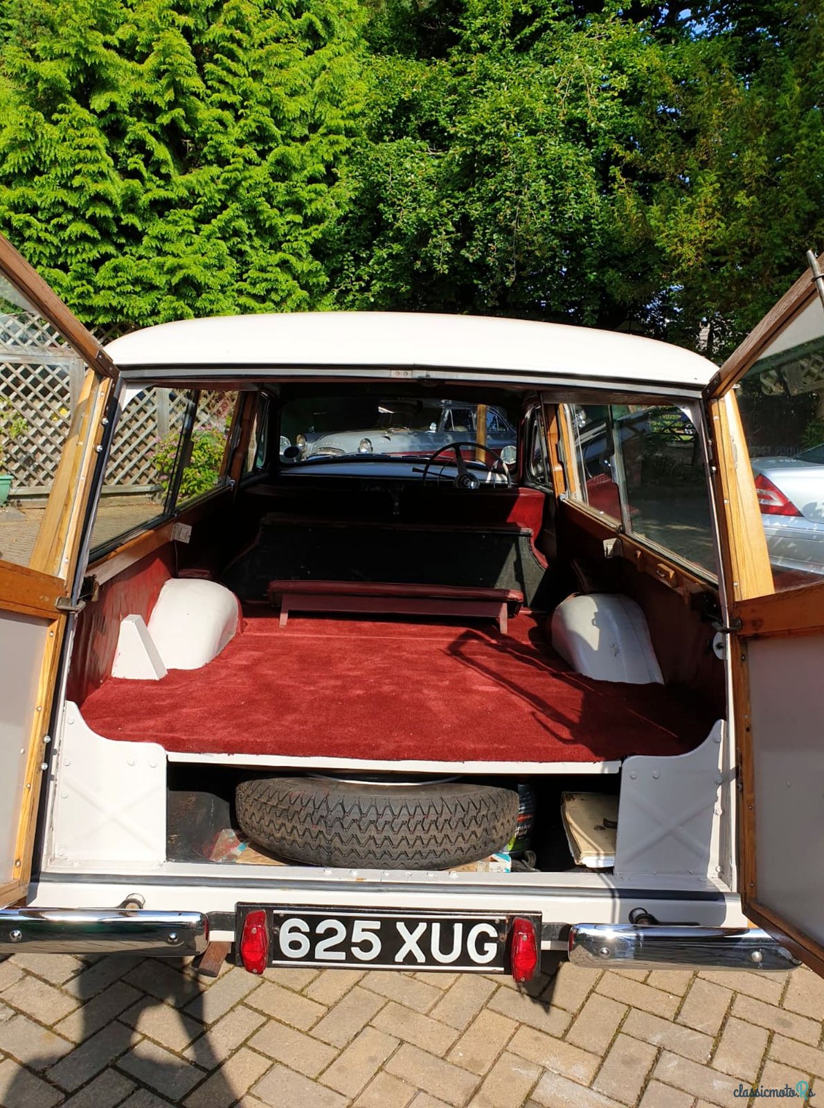 1956' Morris Traveller photo #5