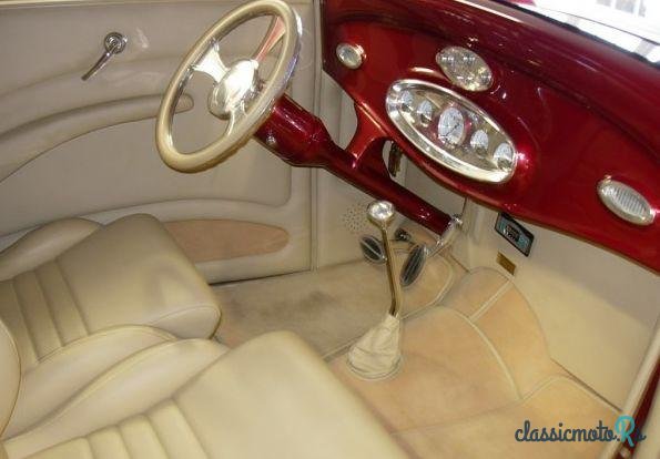 1932' Ford Sedan Delivery photo #2