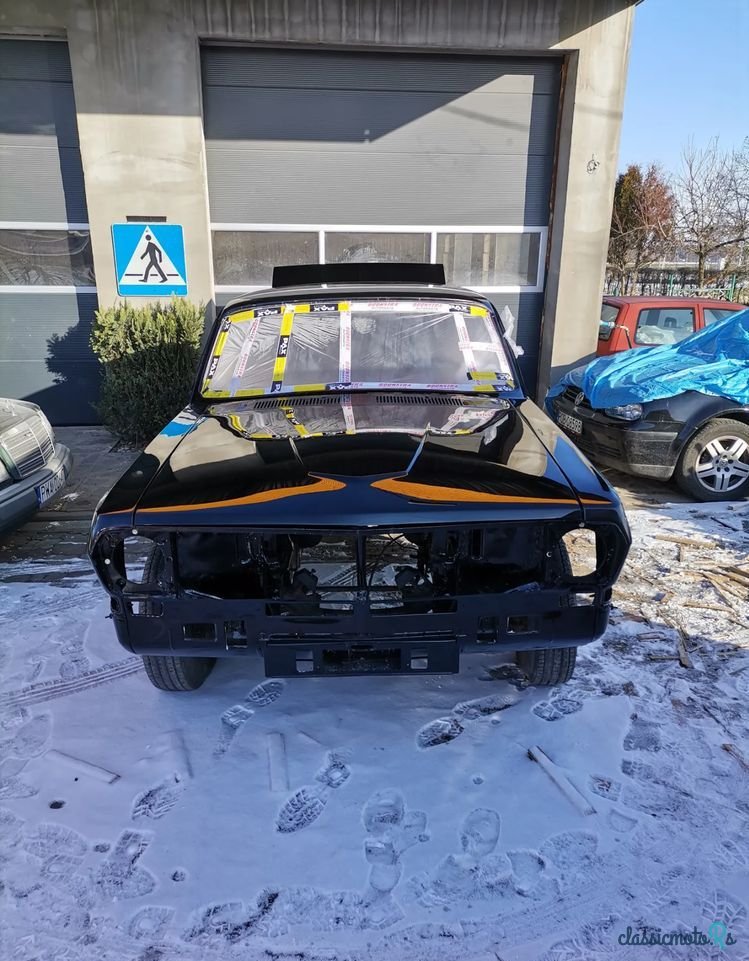 1975' Gaz 24 Wołga photo #4