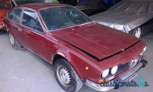 1980' Alfa Romeo Alfetta Gtv 2000 photo #1