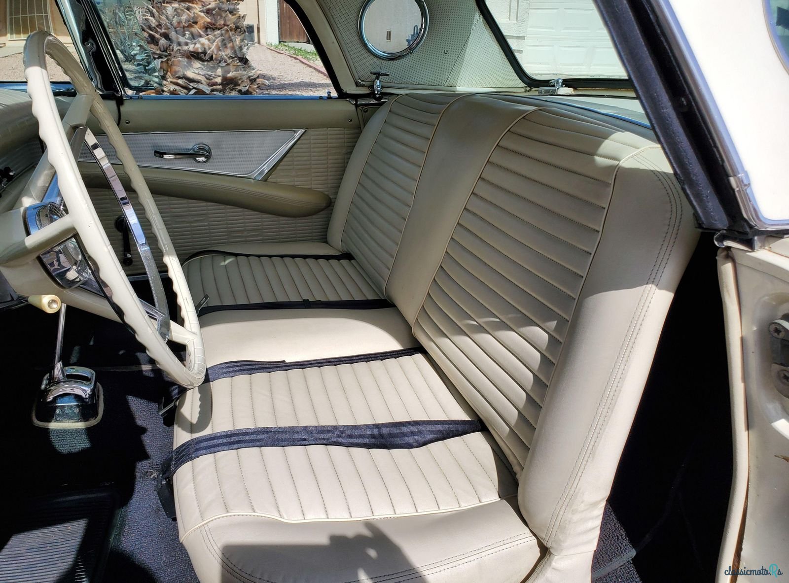 1957' Ford Thunderbird photo #3