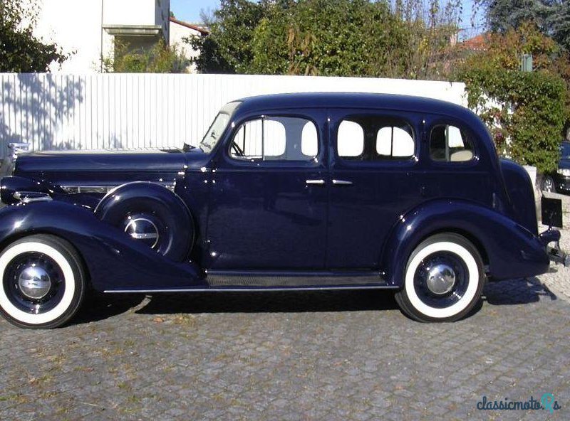 1936' Buick Roadmaster photo #6