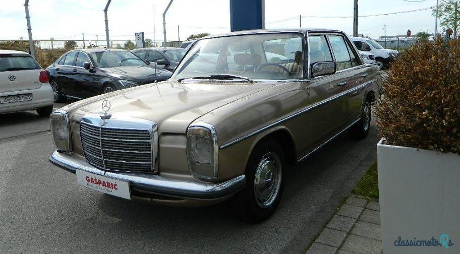 1973' Mercedes-Benz E-Class 220 D W 115 photo #3