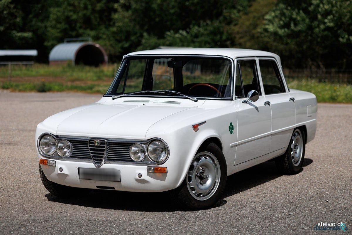 1967' Alfa Romeo Giulia photo #2