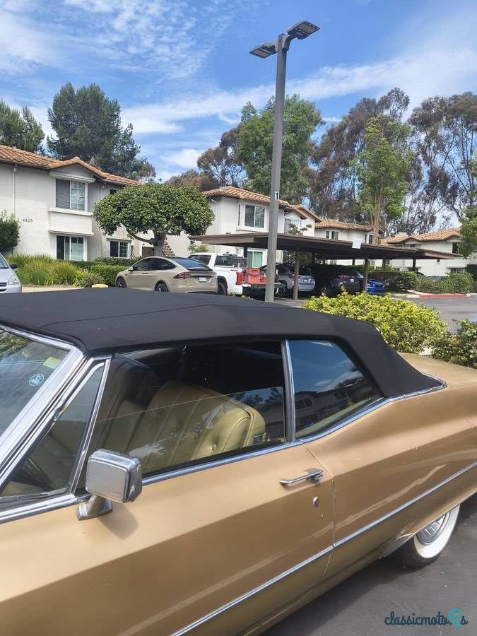 1968' Cadillac Coupe De Ville photo #3