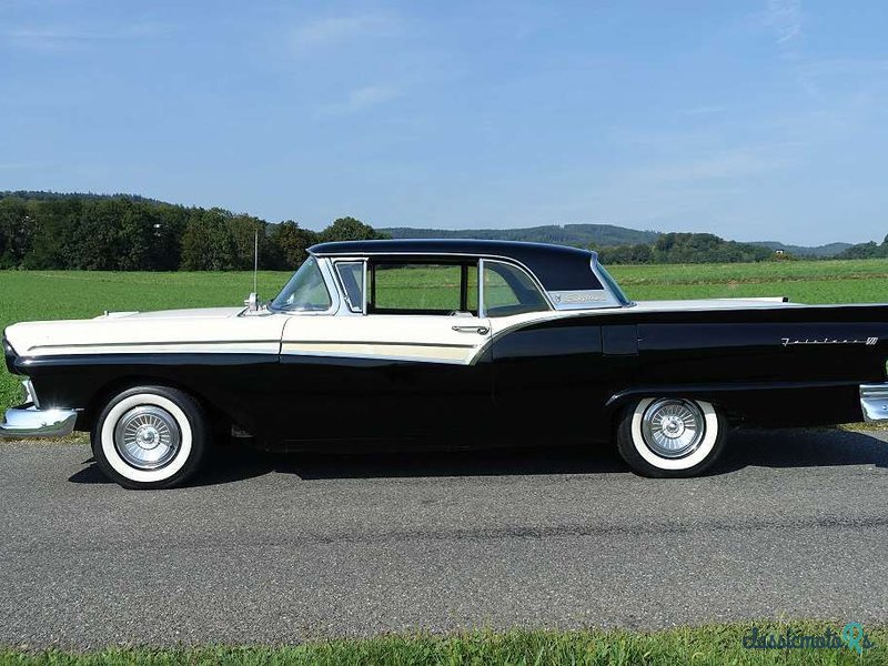 1957' Ford Fairlane 500 photo #3