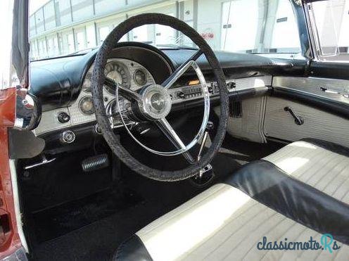 1957' Ford Thunderbird photo #3