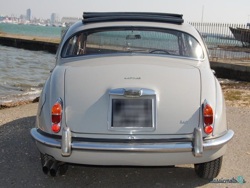 1968' Jaguar Mk II 340 photo #5