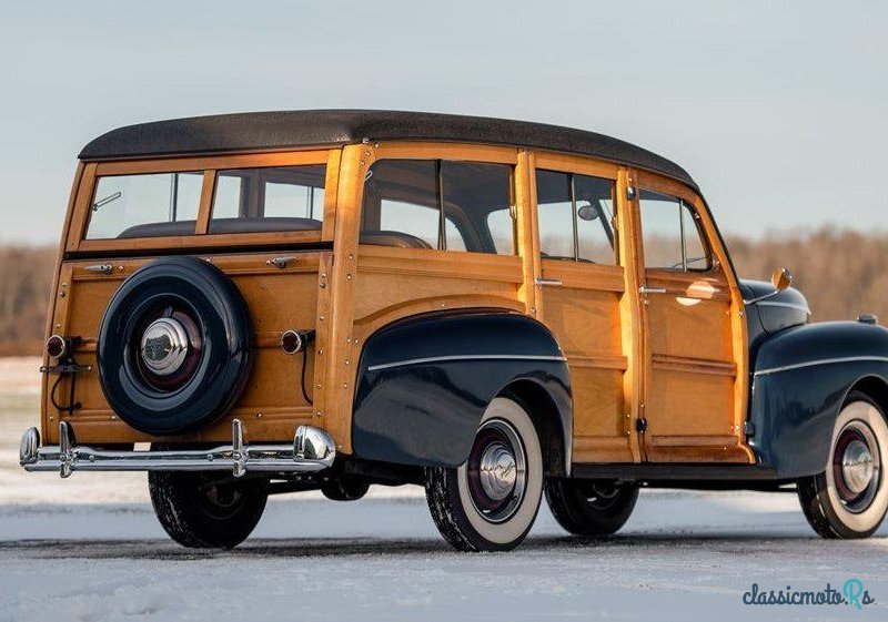 1941' Ford Deluxe Super Deluxe Station Wagon photo #3