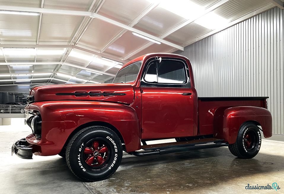 1952' Ford F-100 photo #3