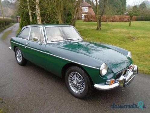 1973' MG Mgb Gt photo #1