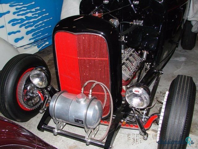 1932' Ford photo #1