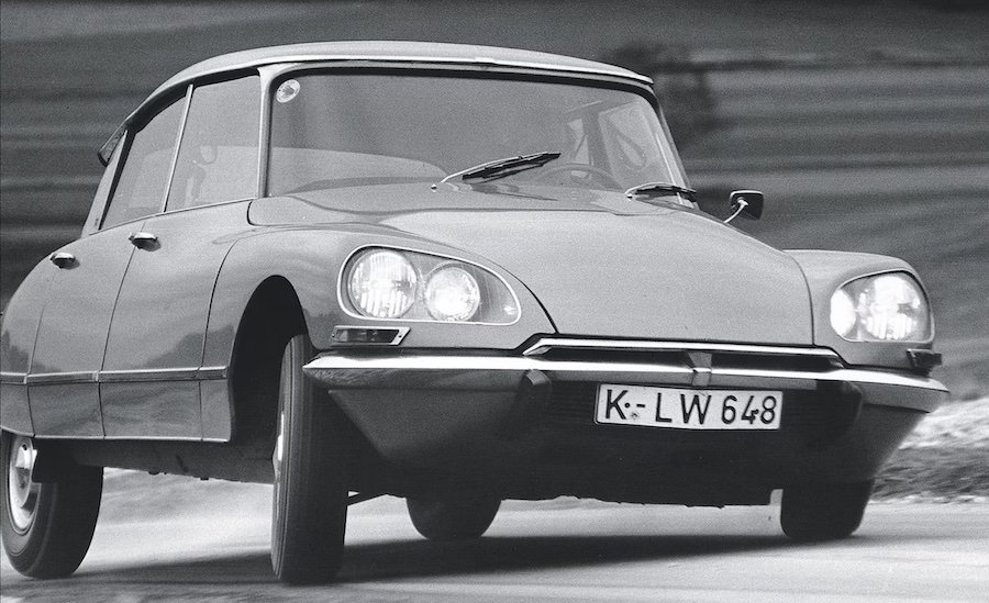Citroën DS 21 Injection im historischen Test: Wie göttlich fährt die DS?