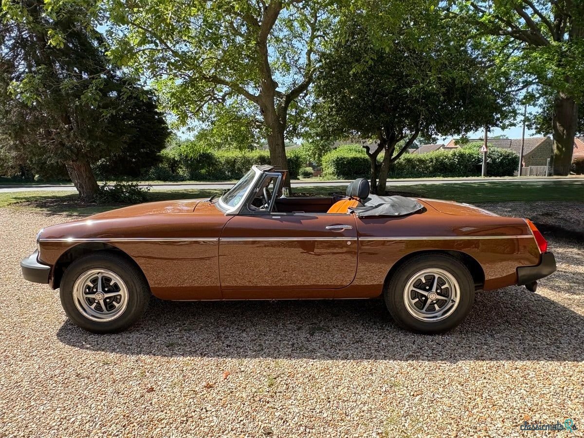 1980' MG MGB photo #1