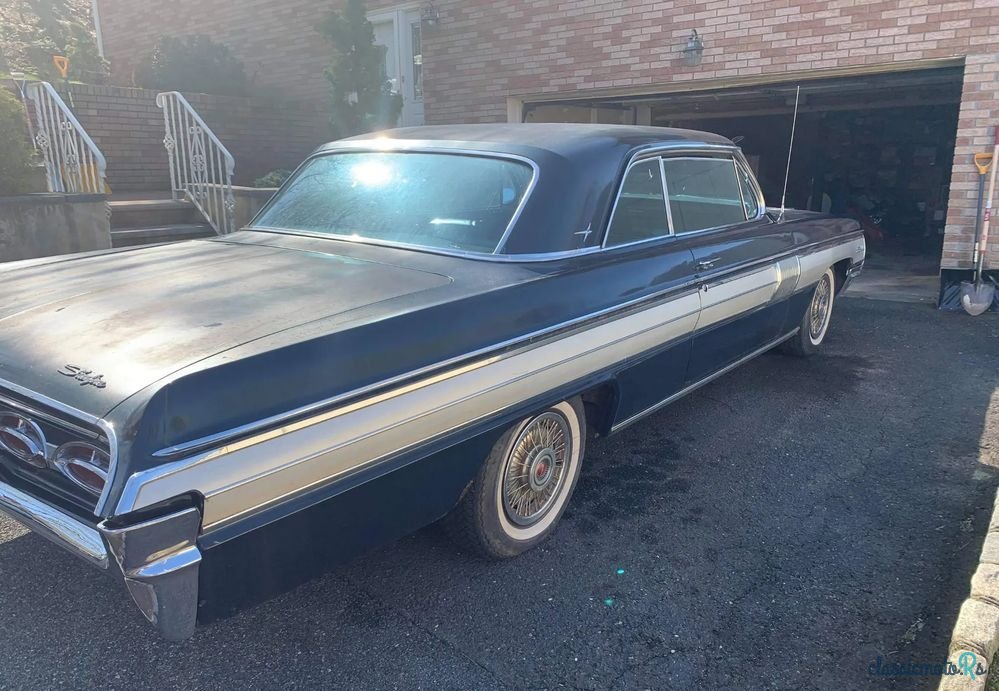 1962' Oldsmobile Starfire photo #4