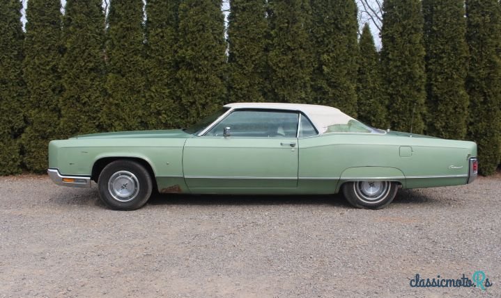 1970' Lincoln Continental photo #5