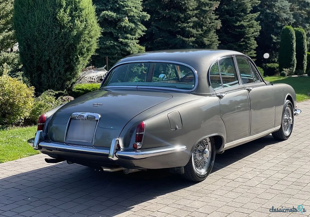 1976' Jaguar S-TYPE photo #3