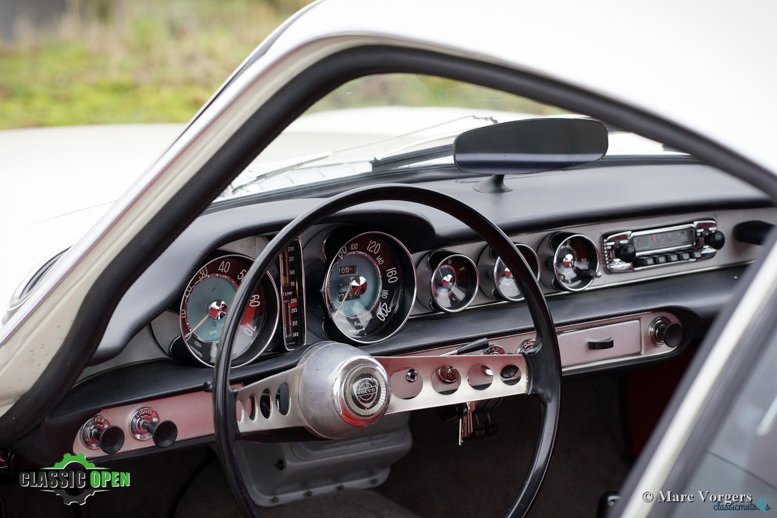 1963' Volvo P1800 Jensen photo #5