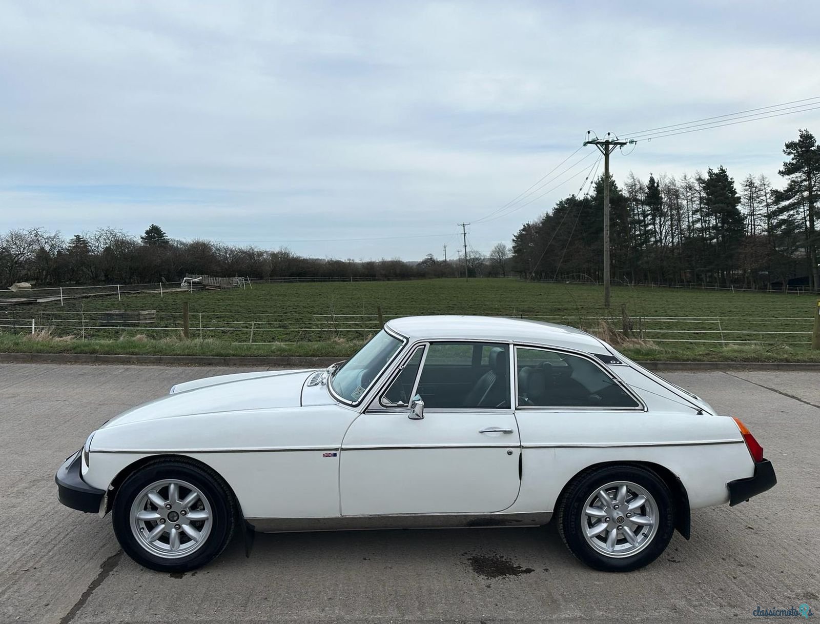 1976' MG Mgb Gt photo #5