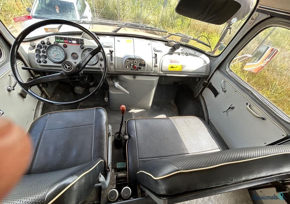 1971' Mercedes-Benz photo #5