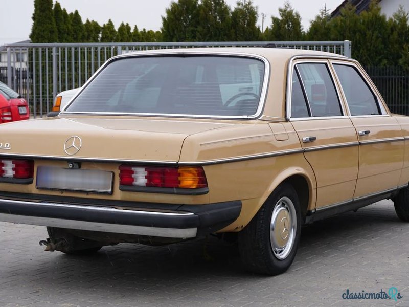 1978' Mercedes-Benz W123 photo #5