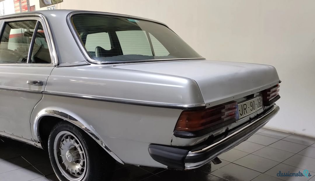 1979' Mercedes-Benz 300 photo #5