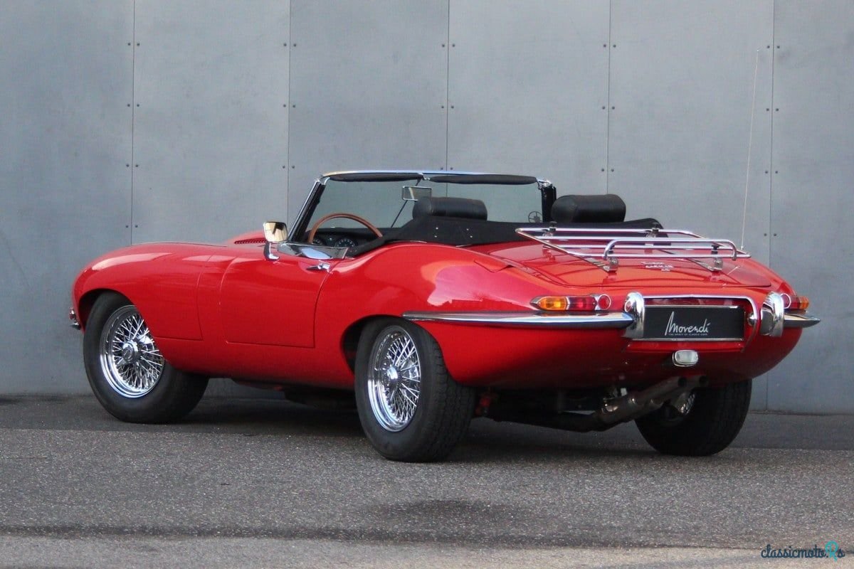 1967' Jaguar E-Type photo #2