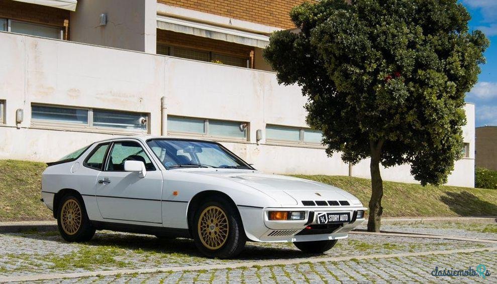 1980' Porsche 924 Turbo photo #2