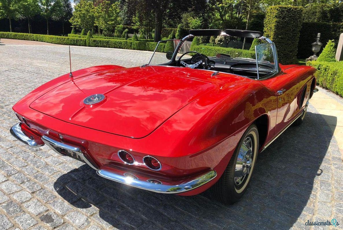 1962' Chevrolet Corvette C1 photo #2