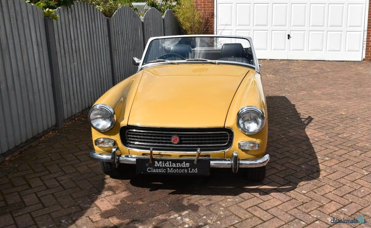 1973' MG Midget photo #2