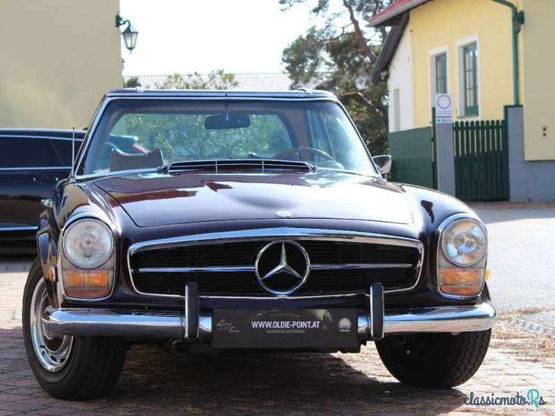 1969' Mercedes-Benz 280 photo #2