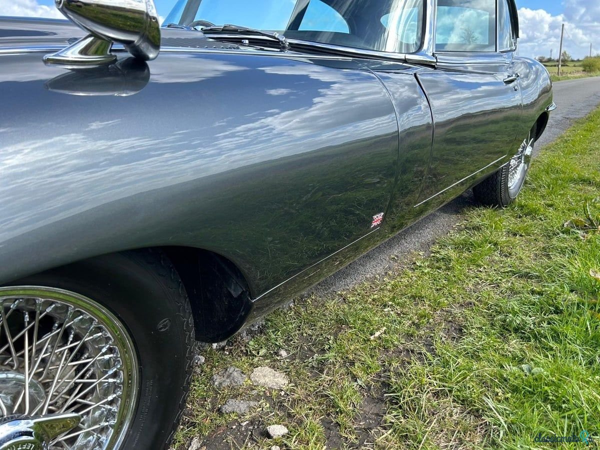 1967' Jaguar E-Type photo #4