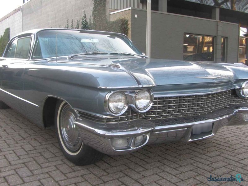 1960' Cadillac Coupe De Ville photo #3