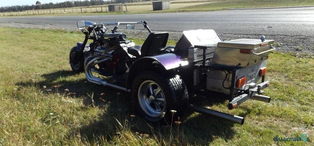 1985' Chevrolet Tourer photo #5