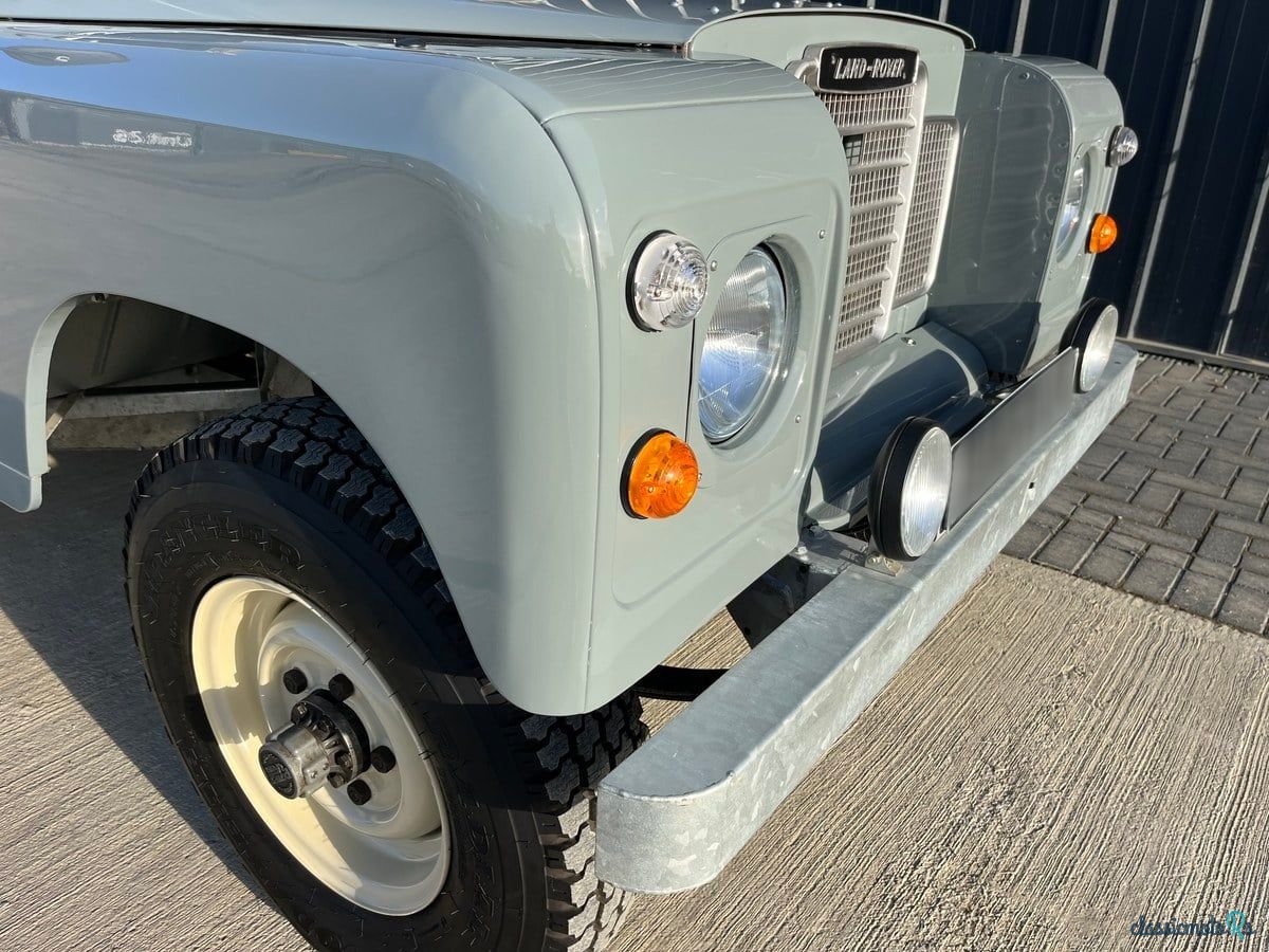 1972' Land Rover Series III photo #6