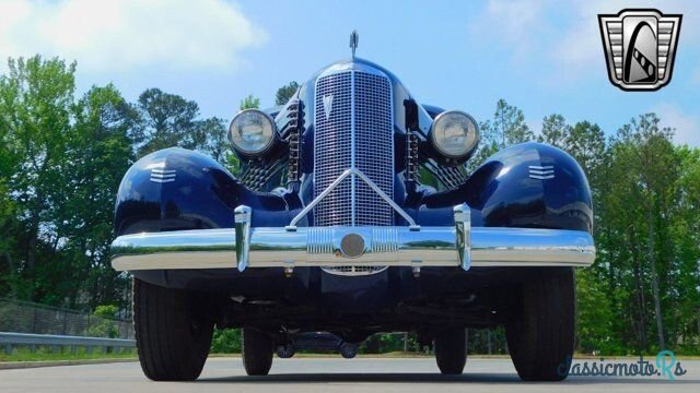 1937' Cadillac photo #2