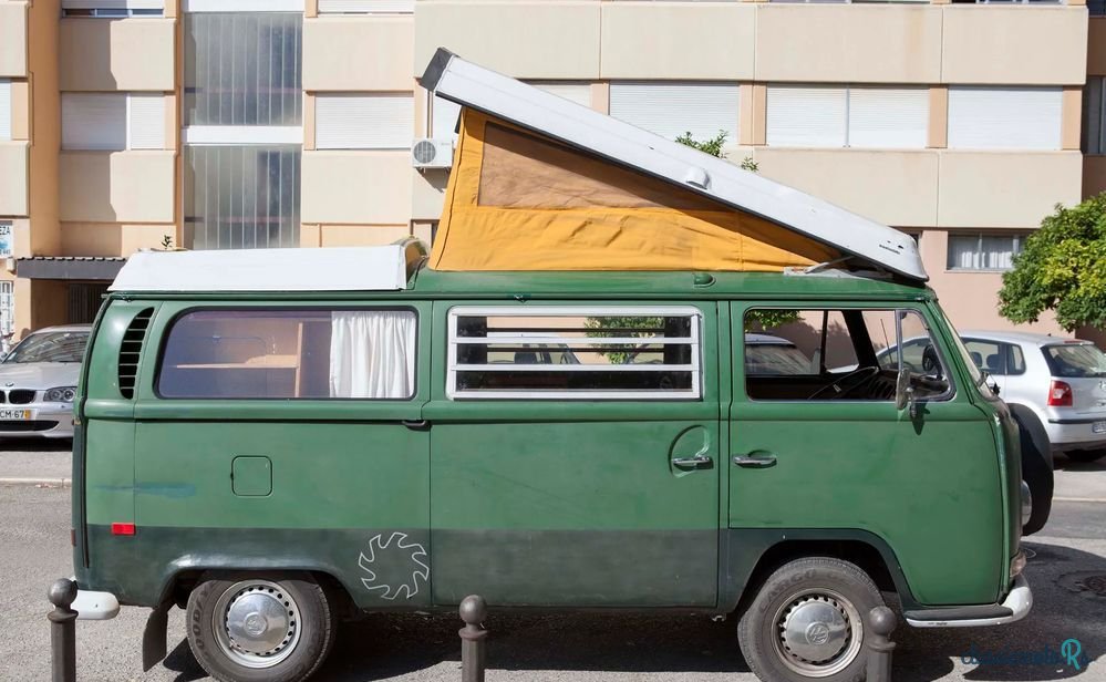 1968' Volkswagen Type 2 photo #3