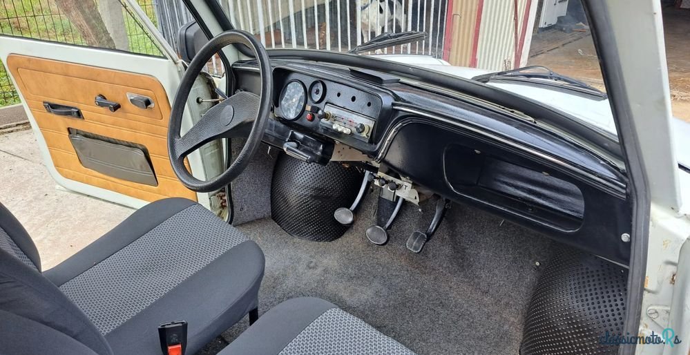 1977' Trabant 601 photo #6