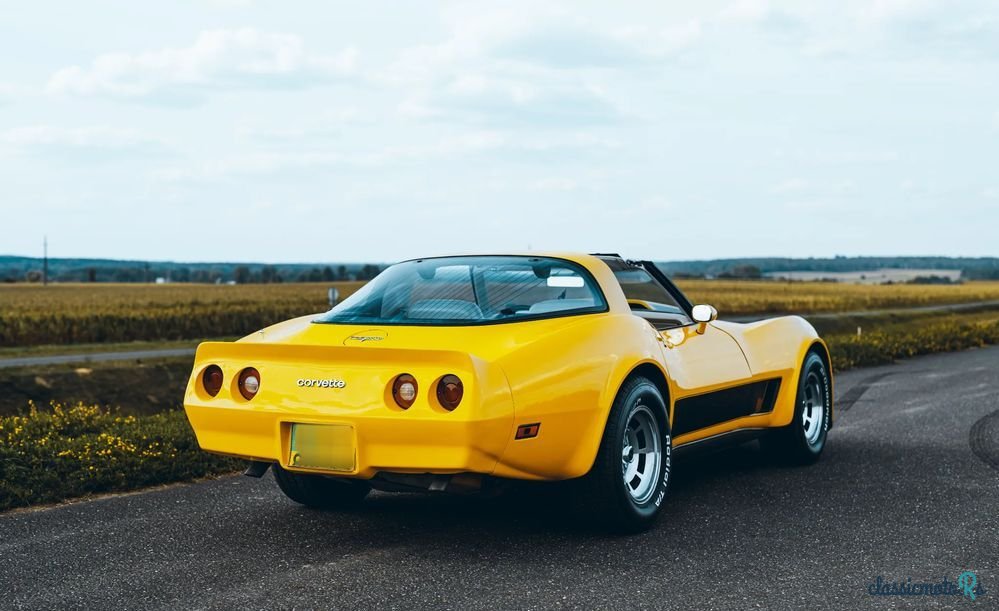 1980' Chevrolet Corvette photo #6