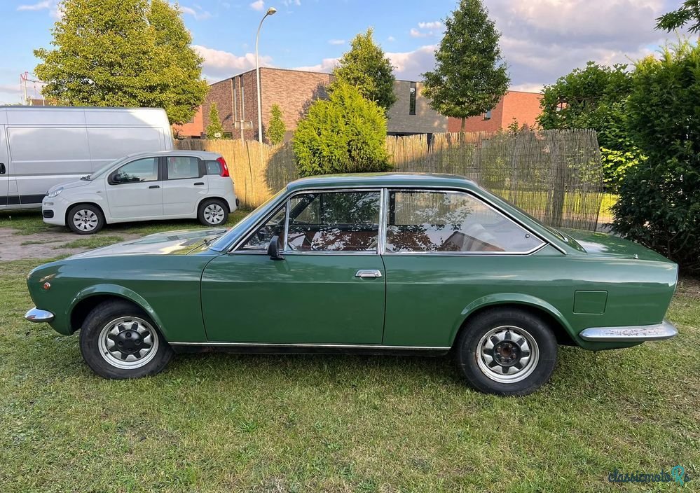 1972' Fiat 124 photo #4