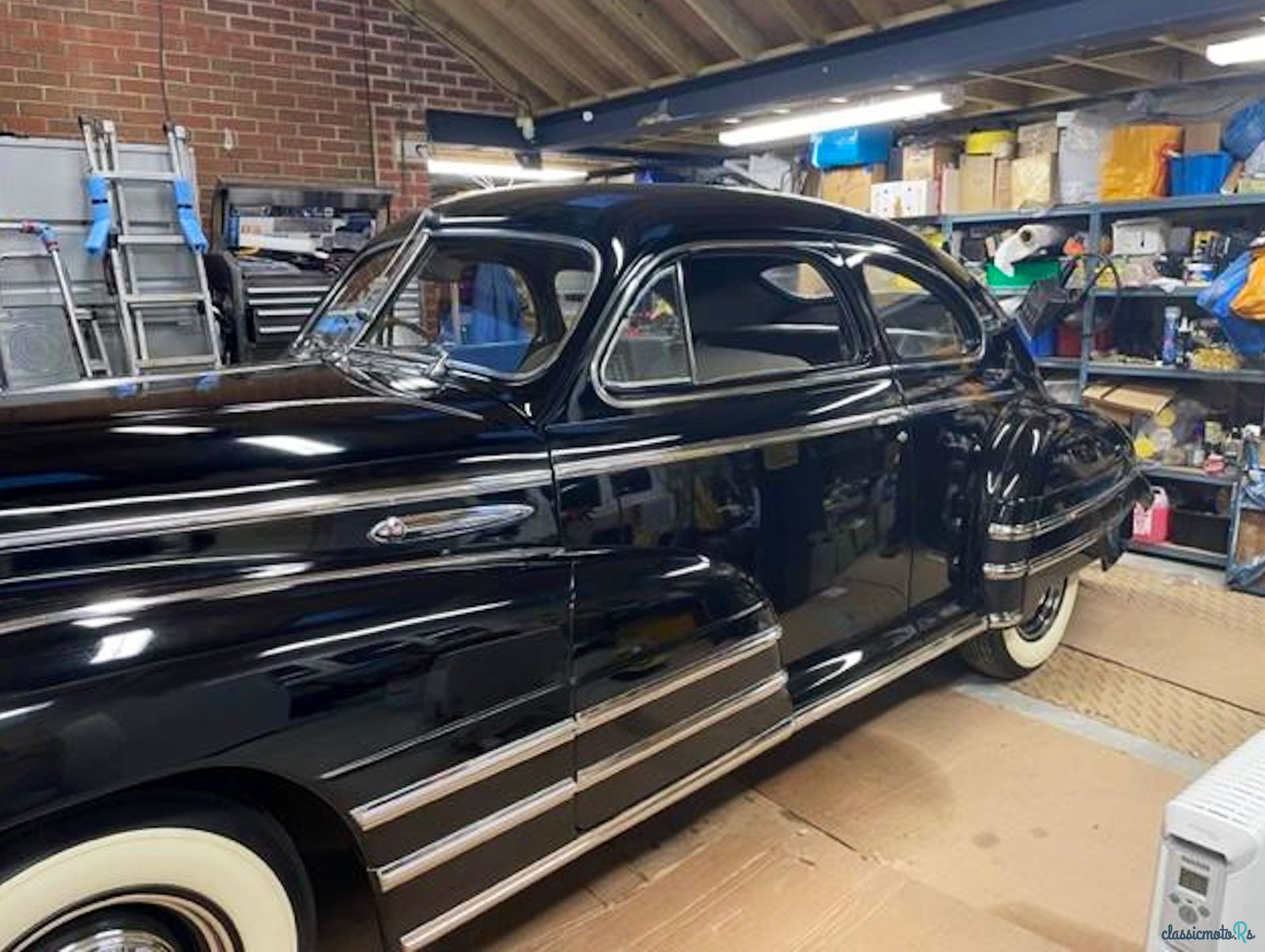 1948' Buick Model 46 Special Sedaette photo #2